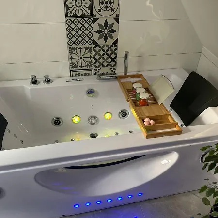 Ma Maison דירה *